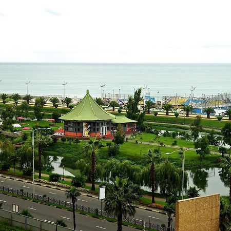Cocorina Apartment Batumi Exterior foto